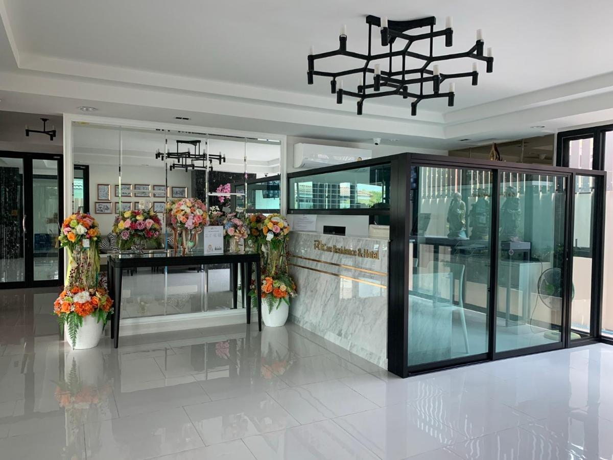 Icare Residence & Hotel Bangkok Exterior foto